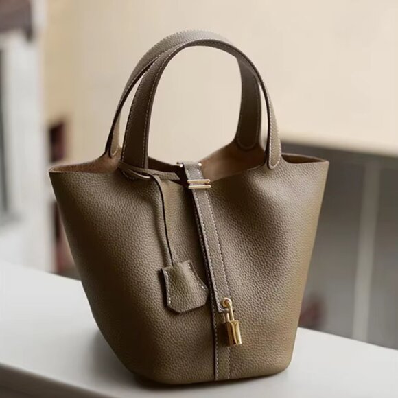 Elegant Genuine Leather Bucket Bag with Lock — 5 Colors Available - Picture 10 of 16